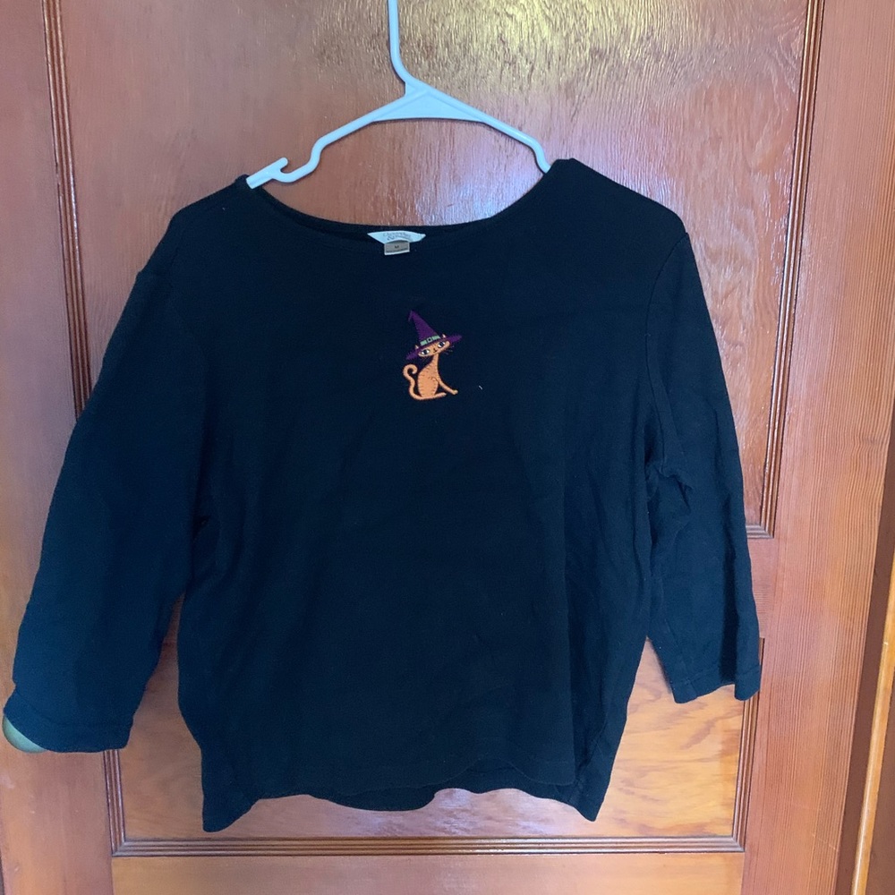 Mid sleeved Halloween shirt